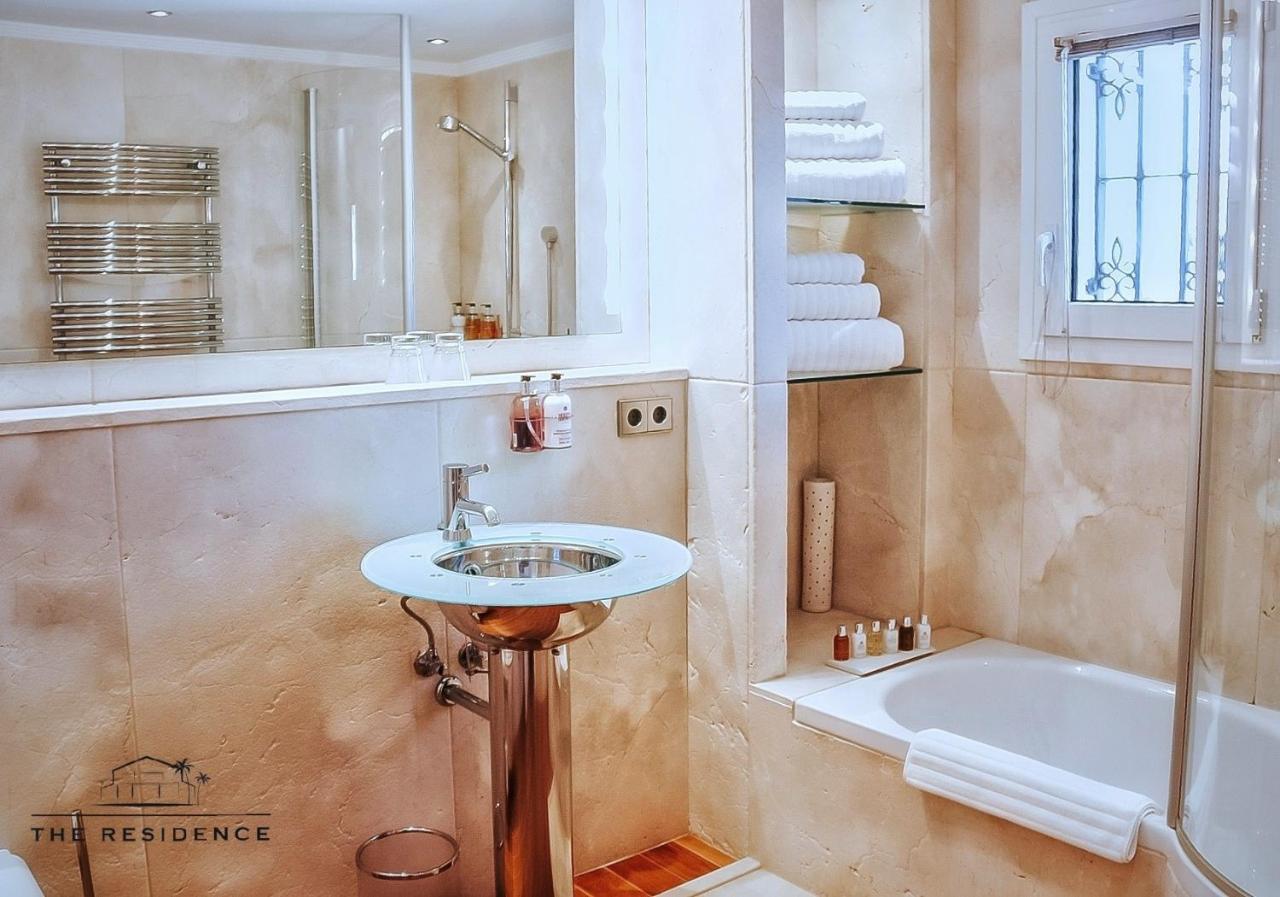 The Residence By The Beach House マルベーリャ エクステリア 写真