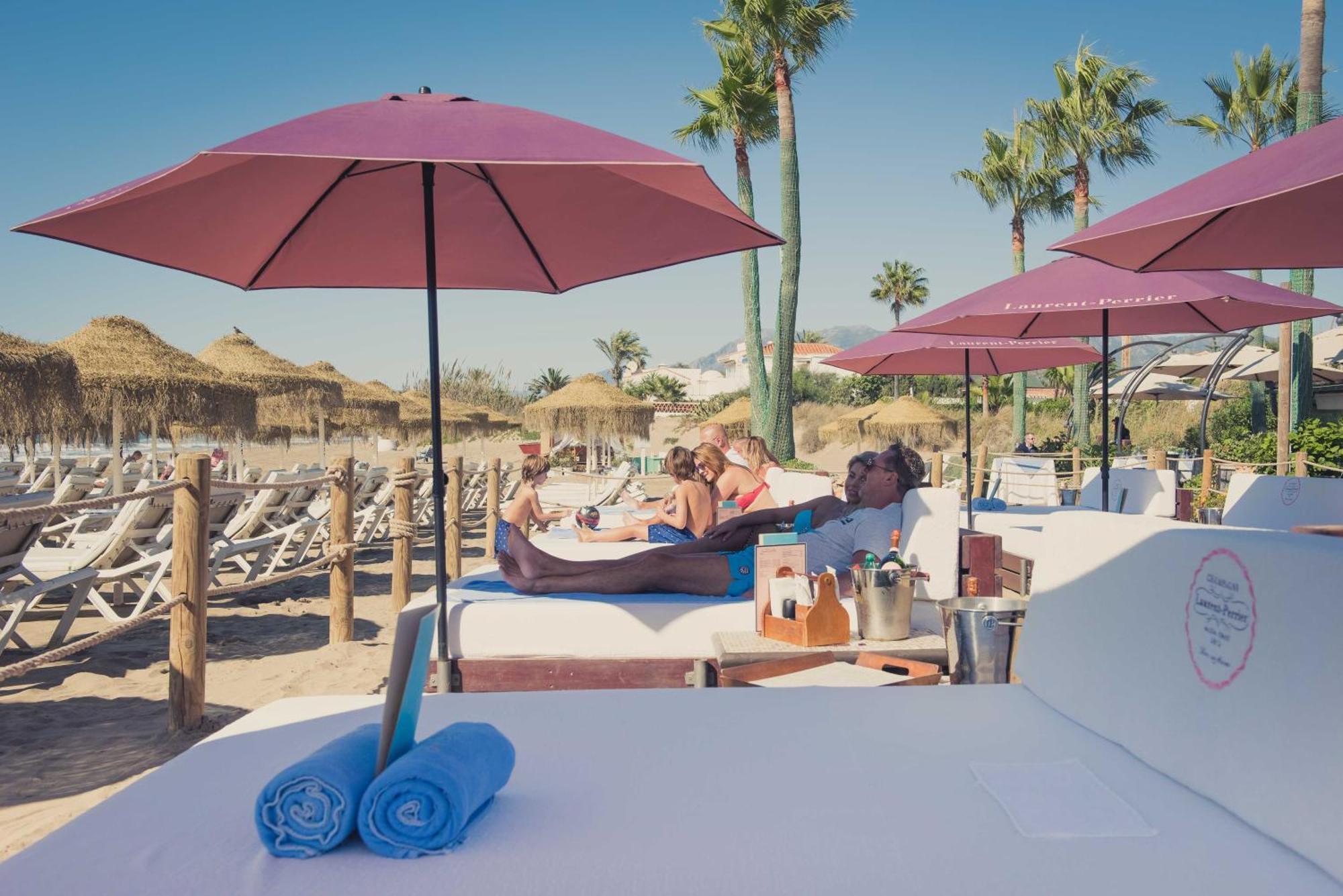 The Residence By The Beach House マルベーリャ エクステリア 写真